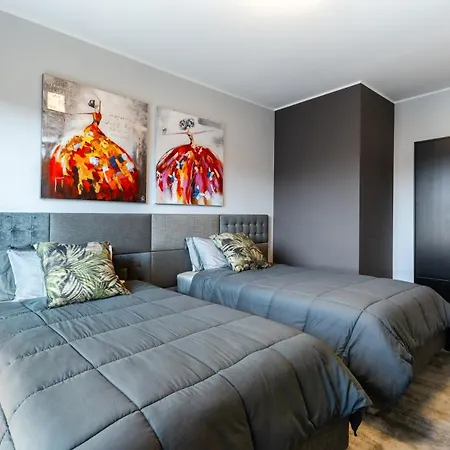 Apartamento Dimora Einaudi Alba (Piedmont)