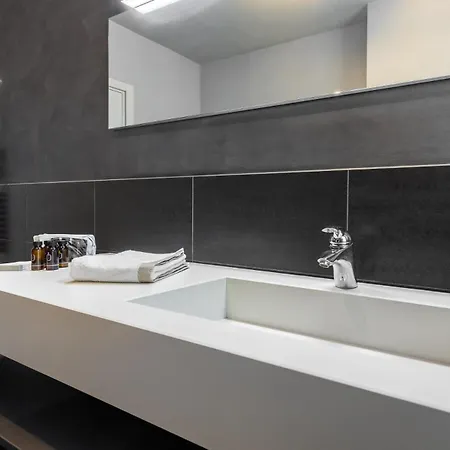 Dimora Einaudi Apartamento Alba (Piedmont)